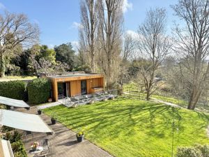 Photo 12- click for photo gallery